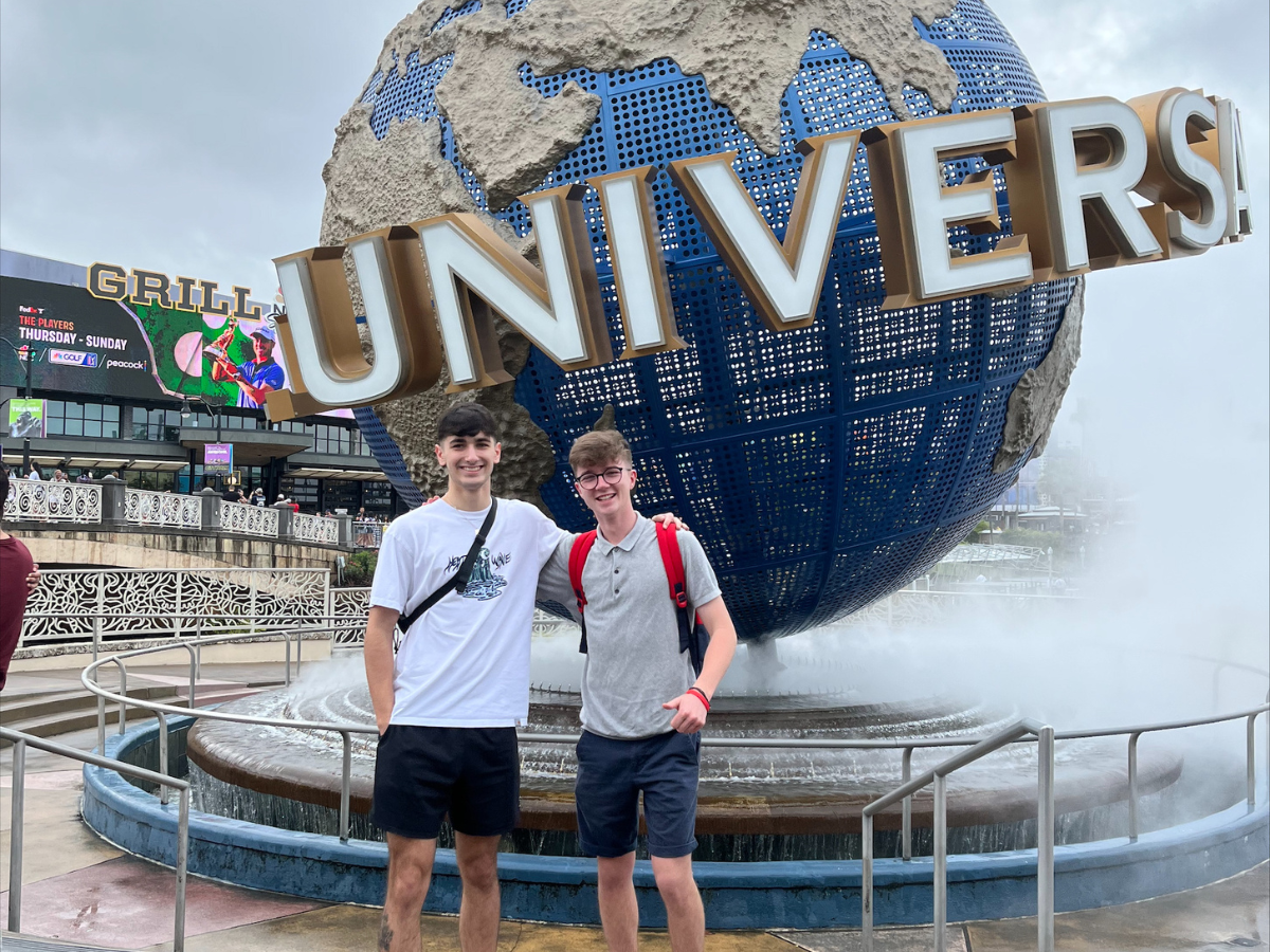 Louis with a friend at Universal Studios