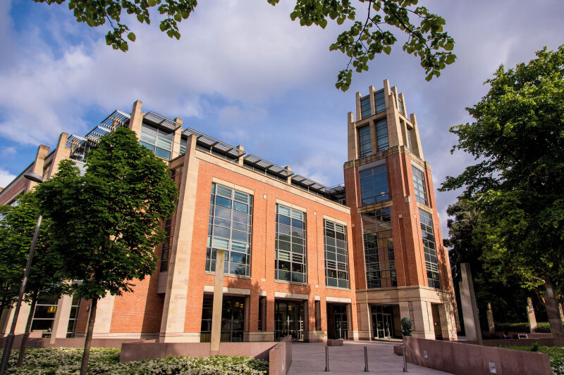 Front view of the McCLay Library at Queen's University