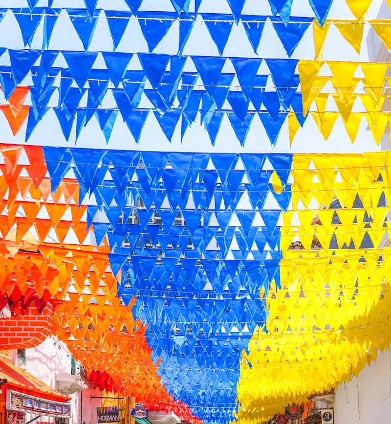 Lessons from Colombia for Negotiating with Loyalist Paramilitaries in Northern Ireland