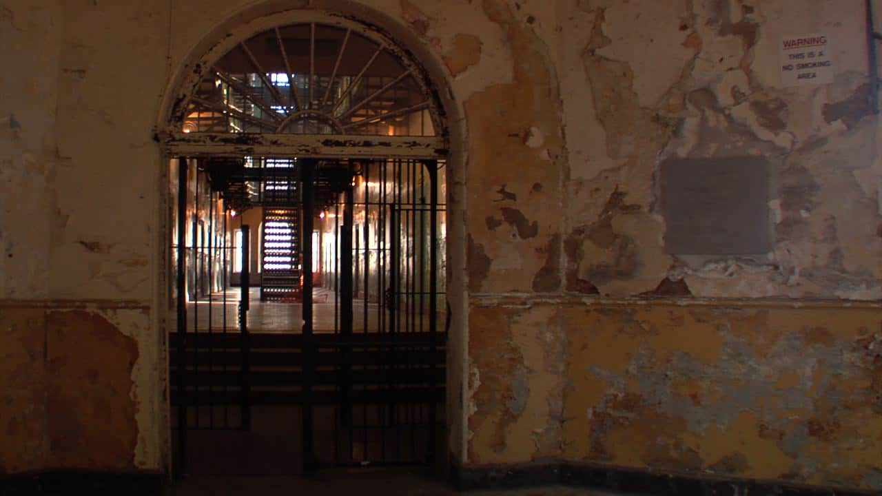 A panoramic of the prison and its second floor. A panoramic of the prison and its second floor.