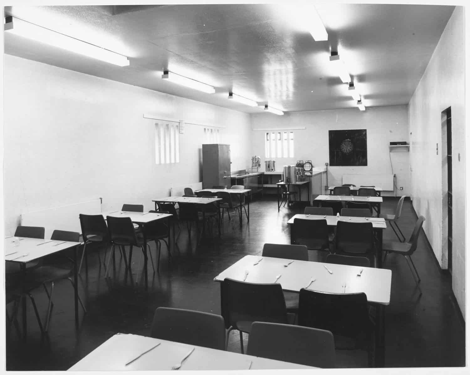 Canteen facilities in an H - Block, 1981. Canteen facilities in an H - Block, 1981.
